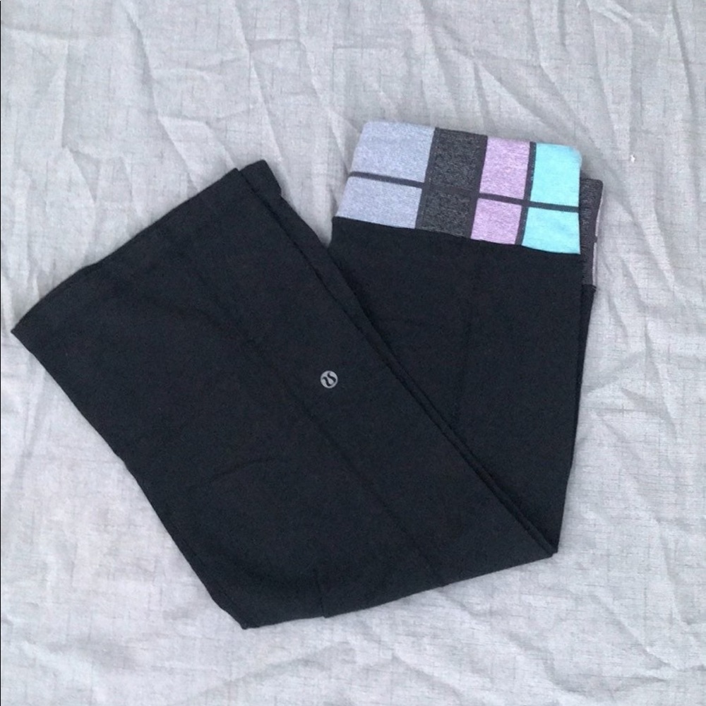 Lululemon Athletica crop leggings